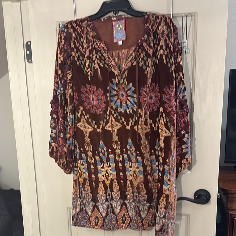 Johnny Was Graphic Tunic with 3/4 Sleeves in Brown and Blue